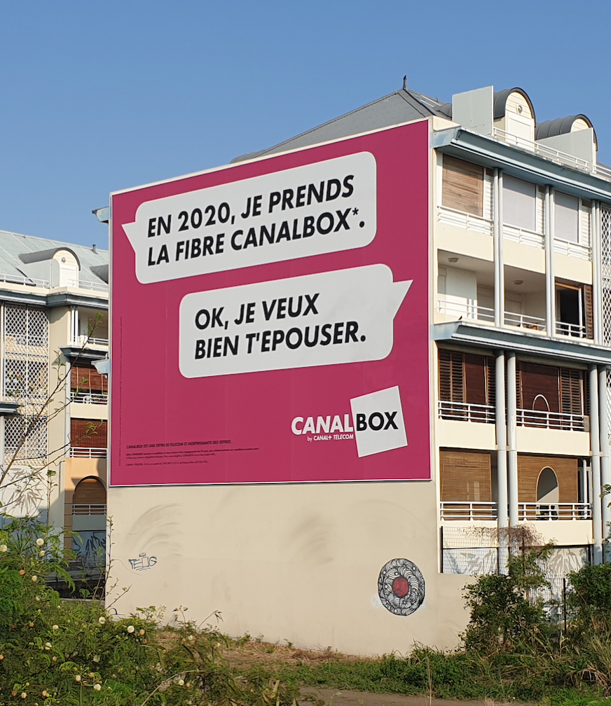 Bâche façade Canal Box